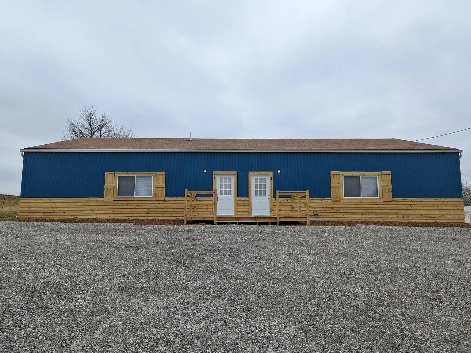 2 bed, 700 sqft, $869 — Photo 1