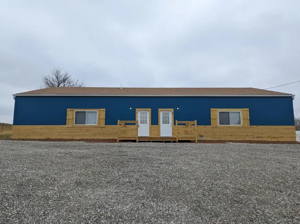 700 W 40th Hwy #1-4, Sweet Springs, MO 65351