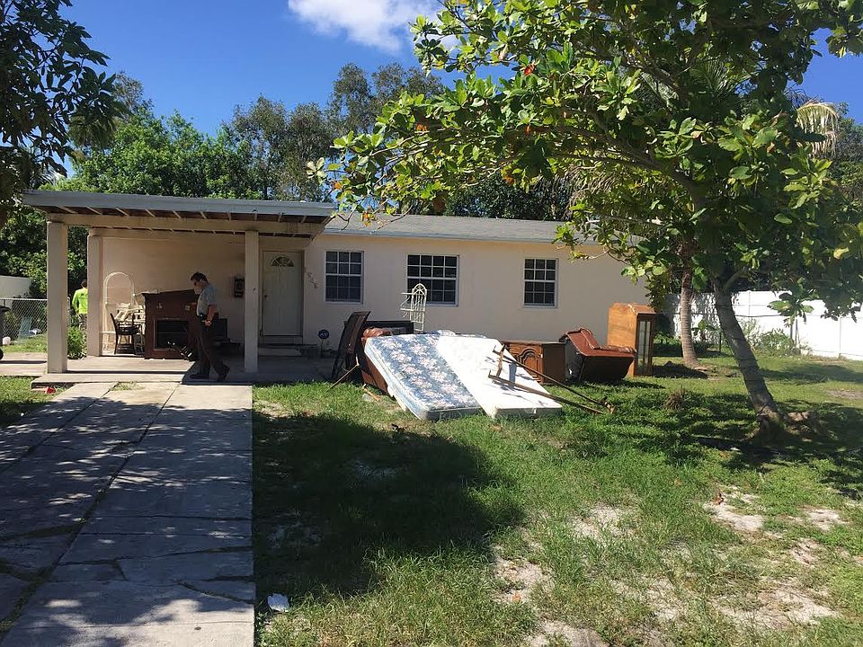 1st image of 1545 NW 129th St