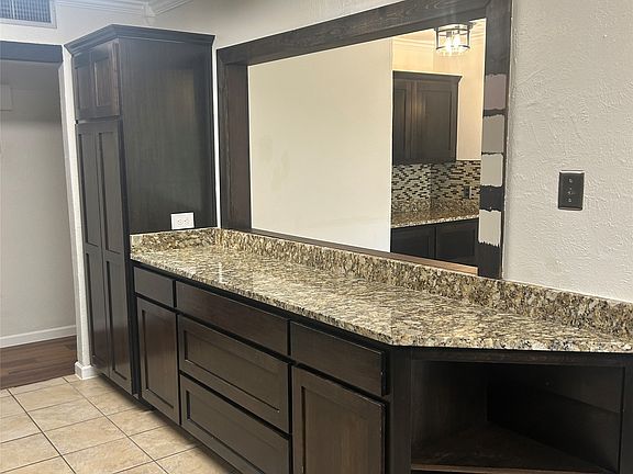 4th image of 5408 Princess Ct