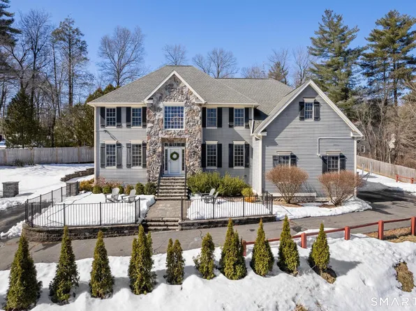 102 Hunter Drive, West Hartford, CT 06107