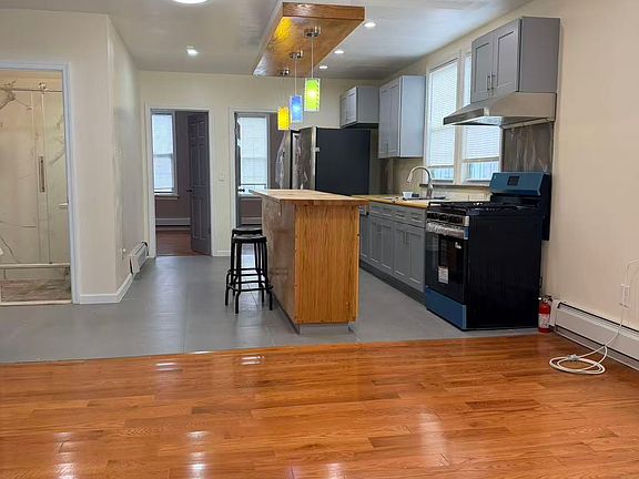 3rd image of 5864 Maspeth Ave Floor 2