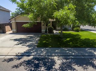 1906 Red Rock Ln, Riverbank, CA 95367