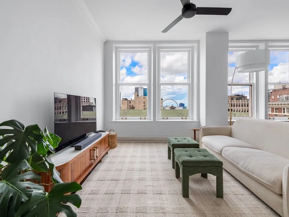 57 Forsyth St NW #8D
