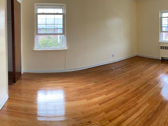 2nd image of 1406 Astor Ave #2