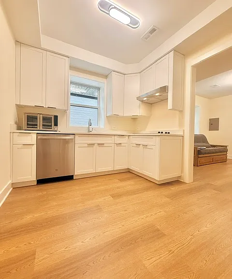 5618 Southwick St #B — Photo 6