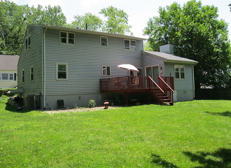 2nd image of 69 Sheldon Ave