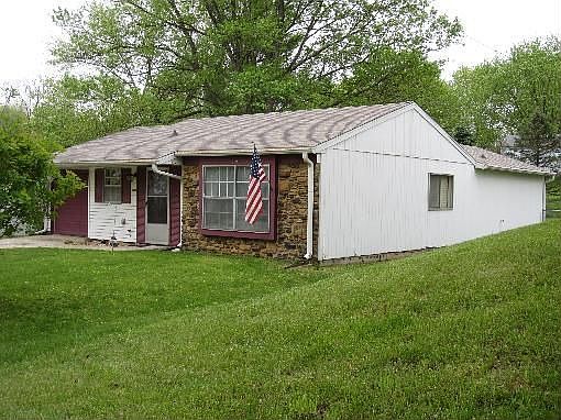 2nd image of 3511 W Indian Creek Dr