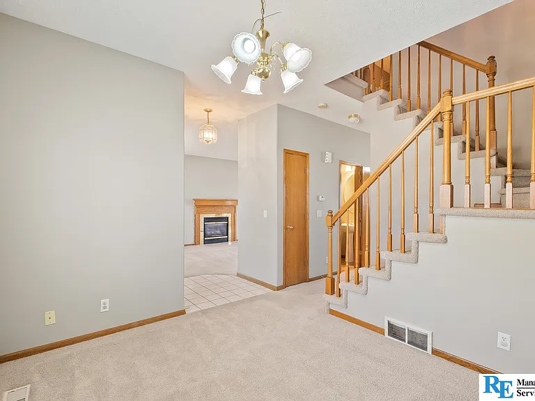 8920 N 81st Ave — Photo 12