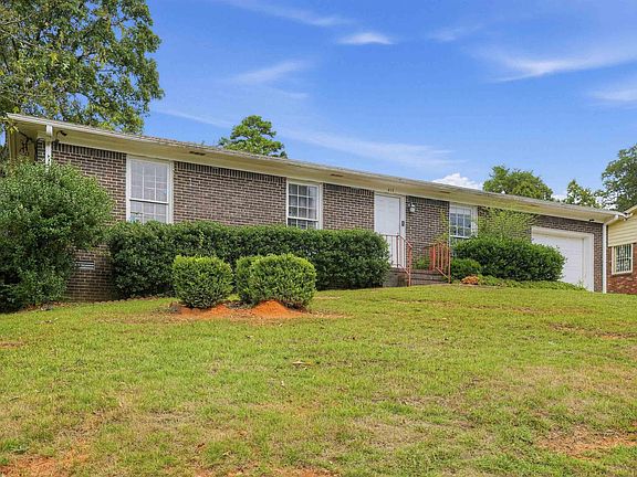 5th image of 417 Fair Oaks Dr