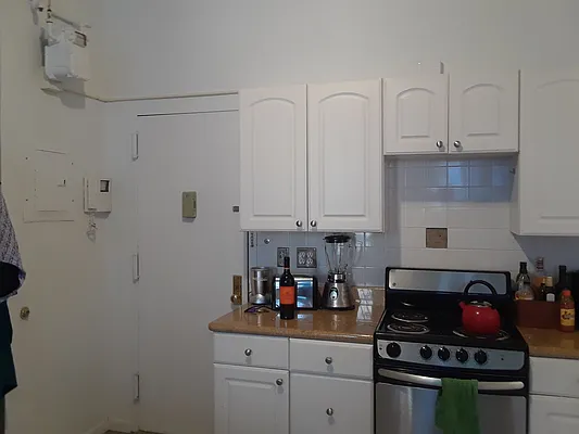 Rented by Vanderborgh Realty  | media 18