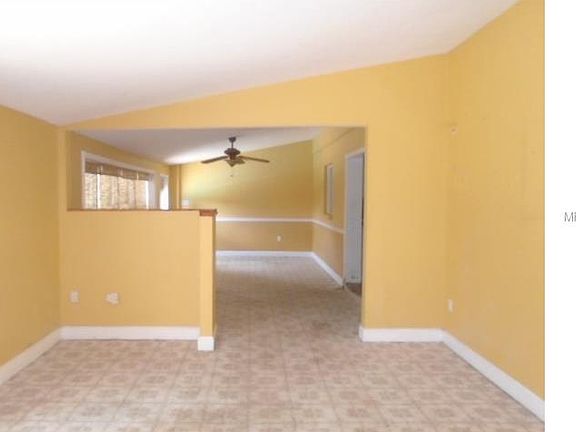 4th image of 8714 Thornwood Ln
