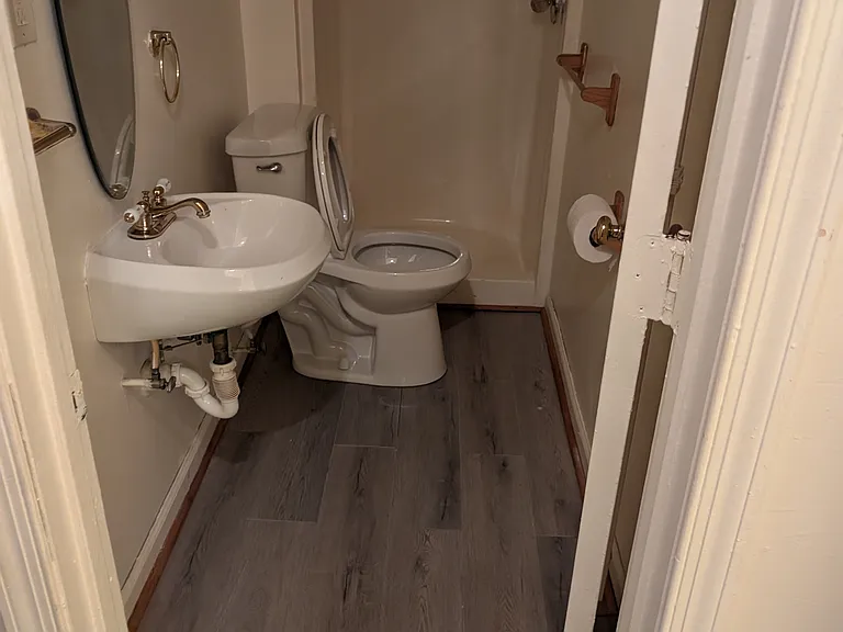 1021 Wilcox St — Photo 9