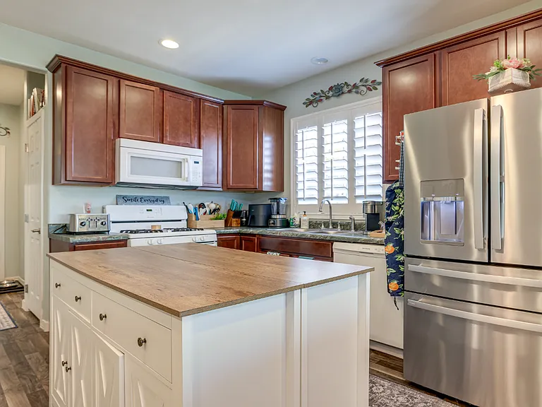 9206 S Calle Azteca — Photo 11