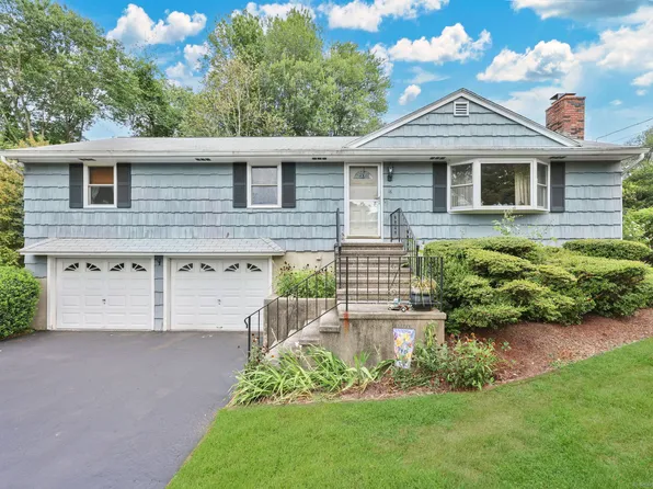 16 Rebecca Street, Trumbull, CT 06611