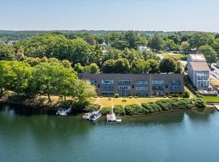 9 Eaglehead Ter APT 4, Shrewsbury, MA 01545