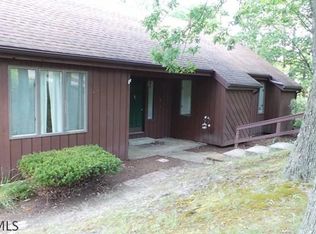 38 Birch Tree Ln, Altoona, PA 16601