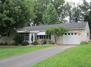 1301 Eastbrook Dr, Ashland, OH 44805
