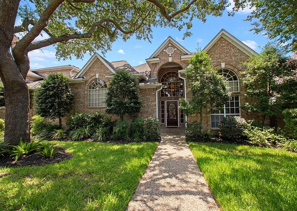 1st image of 5039 Huntwick Parc Ct