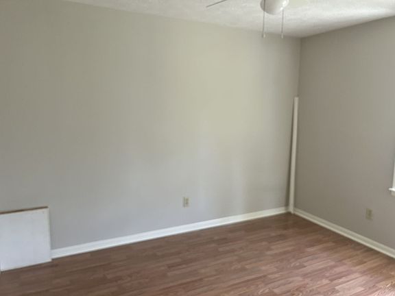 2nd image of 1202 E 9th St