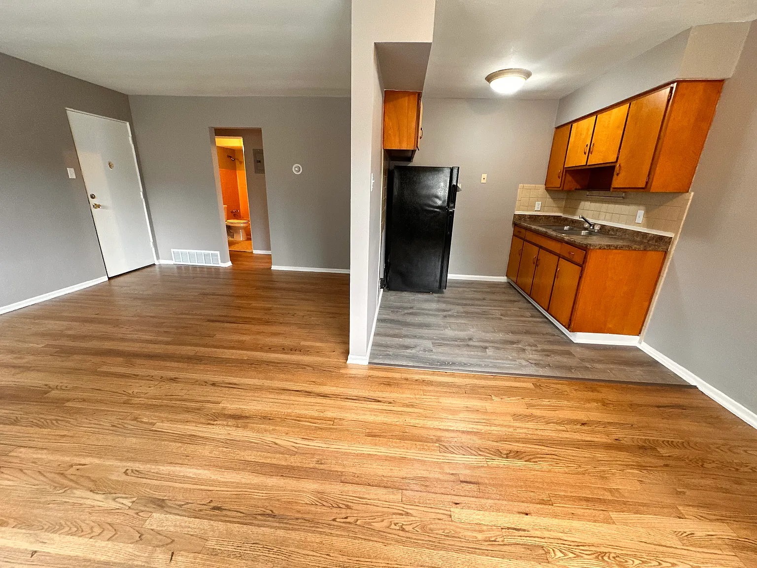 1 bed, 800 sqft, $800 — Photo 4