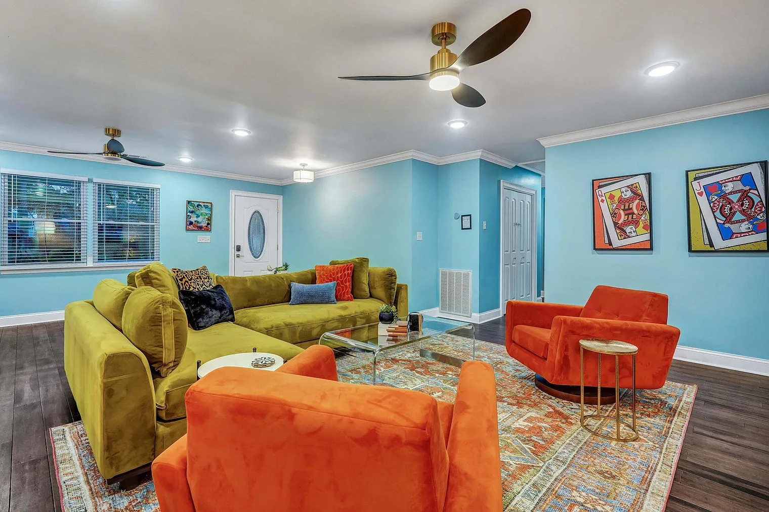 4 bed, 3.0 bath, 1980 sqft, $6,472 — Photo 1