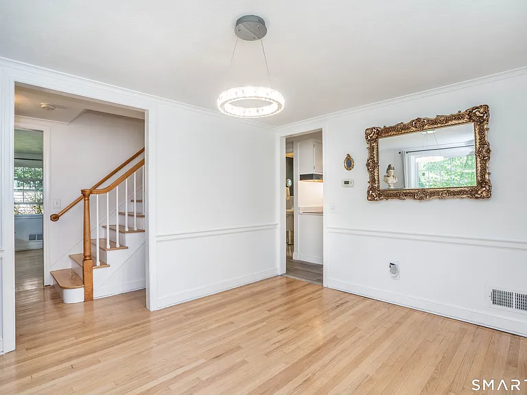 25 Greensview Dr — Photo 6