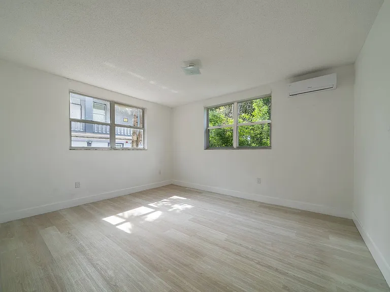 1/1 $1,800/mo, newly renovated, find your rhythm in Miami! / 1/1 $1,800/mes, remodelado, encuentr... — Photo 22