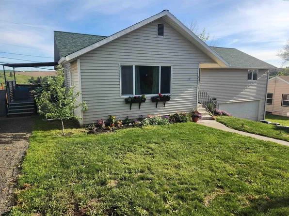 618 E Southview Ave, Colfax, WA 99111