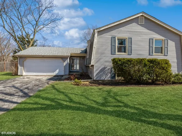 1135 Landwehr Rd, Northbrook, IL 60062