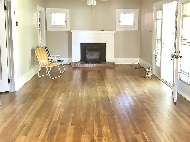710 E Terrace Ave — Photo 2