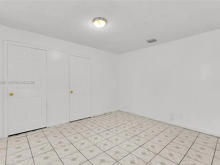 5742 Garfield St #2 — Photo 18