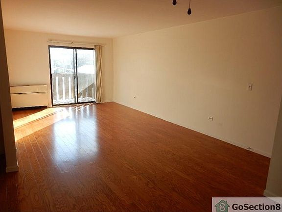 3rd image of 756 Prescott Dr APT 210