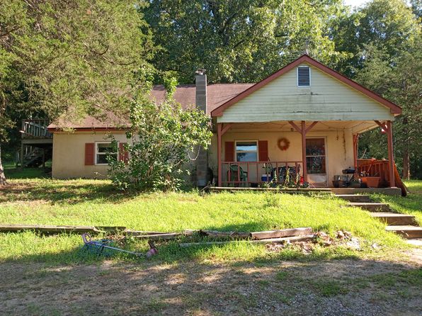 122 Firestone Ln