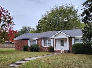 711 NE 3rd St, Stigler, OK 74462