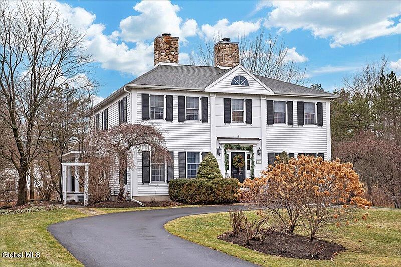 2nd image of 16 Wildwood Drive