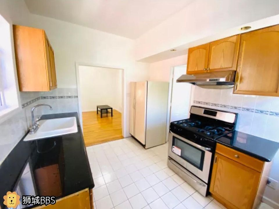 1st image of 44 Bay 17th St #1