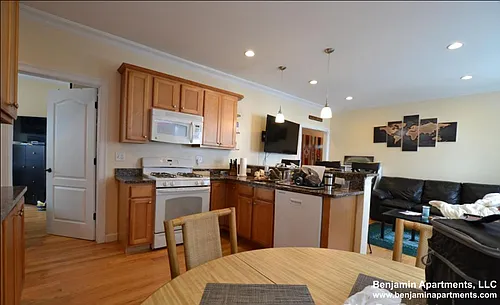 5 Benson St #3 Photo 1