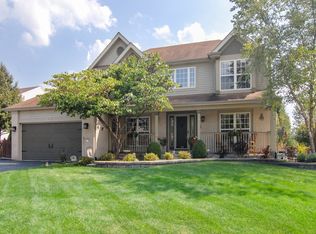 133 Linden Ct, Sugar Grove, IL 60554