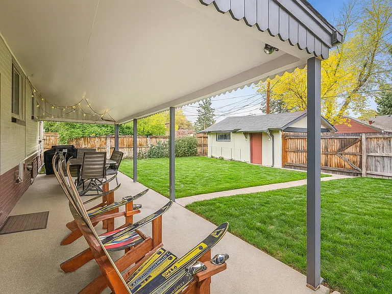 2270 Krameria St — Photo 16