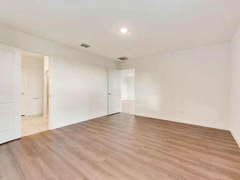 1012 Barkers Pond Ave — Photo 8