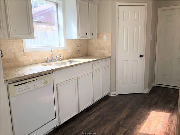 2nd image of 2729 Brothers Blvd