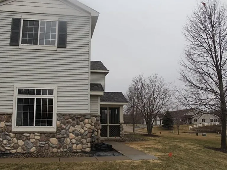6804 Pine Crest Trl S — Photo 1