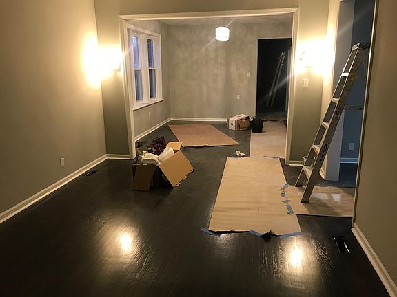4th image of 4943 W Cornelia Ave