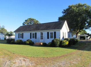 8660 Guinea Rd, Hayes, VA 23072