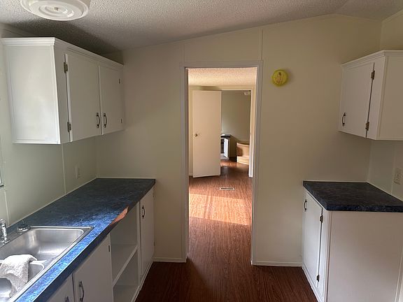 4th image of 153 Baywood Trl