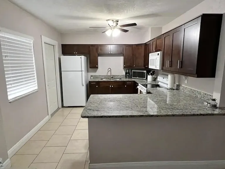3414 N Avenida Republica De Cuba St — Photo 5