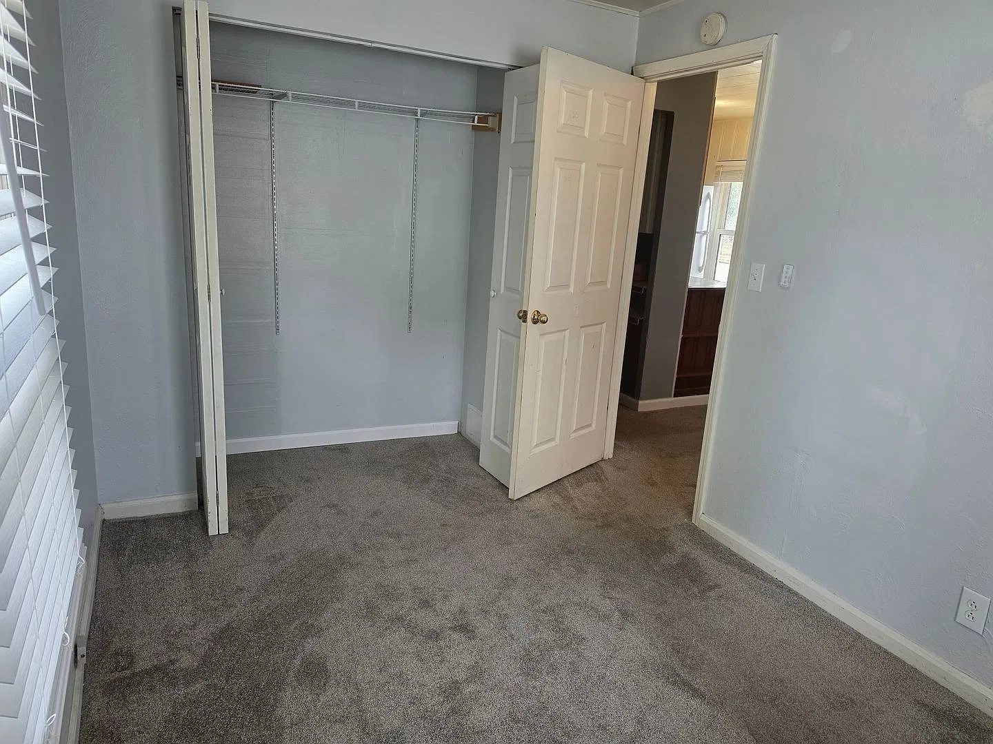 Beautiful 1 Bed 1 Bath Home — Photo 3