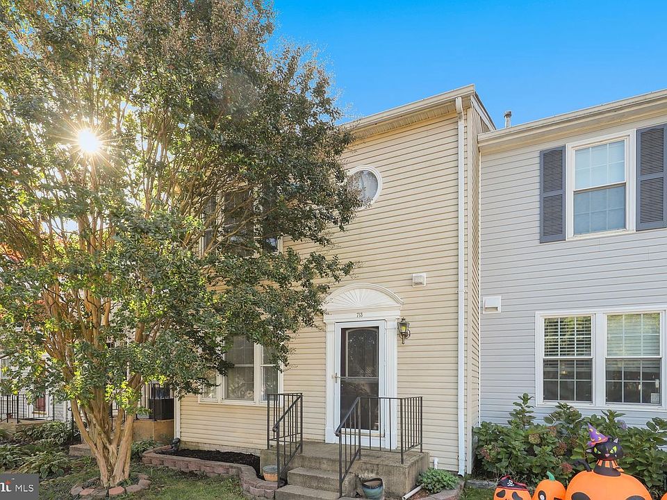 1st image of 713 Arbor Ct