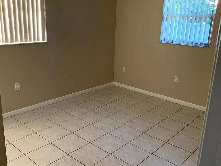 14201 Jeff Rd #B — Photo 6